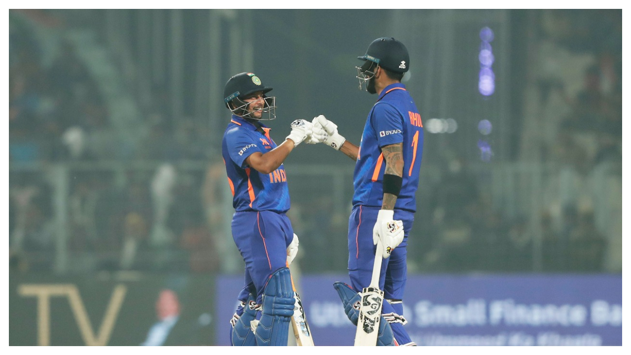 మన ఖాతాలో మరొకటి.. సిరీస్‌ నెగ్గిన టీమిండియా.. రెండో వన్డేలో లంక చిత్తు